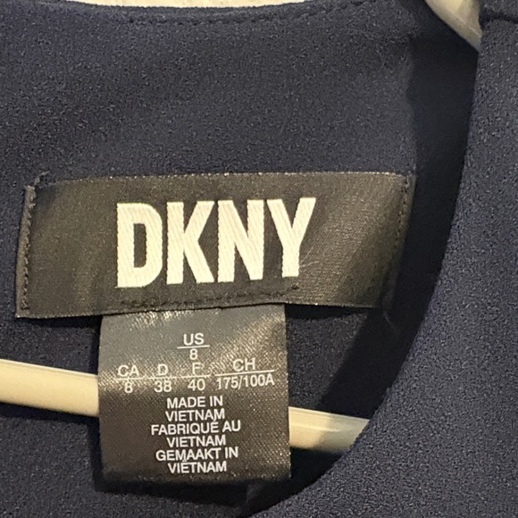 DKNY Two-Tone Navy Blue and White belted sleeveless dress - Picture 2 of 6